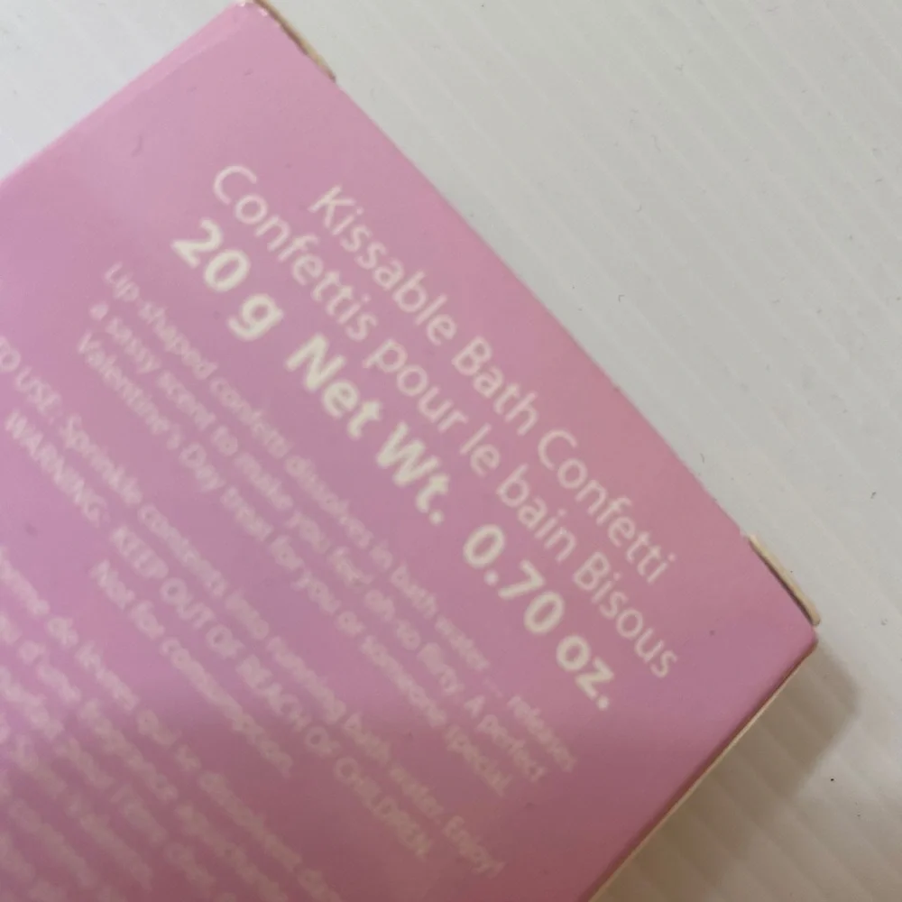 Soft Kiss Bath & Body Set Sexy Luxury Fragrance Kissable Bath Confetti & Lotion